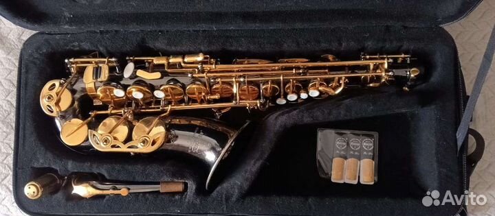 Саксофон Mercury