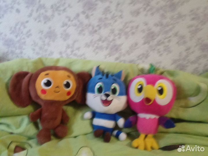 Игрушка птичка Кеша, кот Матроскин, и Чебурашка