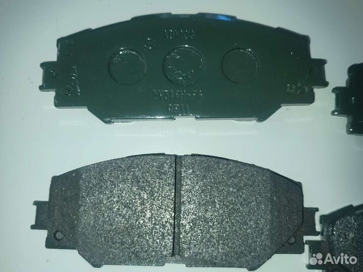 Тормозные колодки toyota corolla CRS RAV4