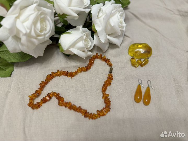 Янтарные украшения СССР