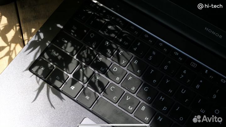 Ноутбук MagicBook X 14 honor