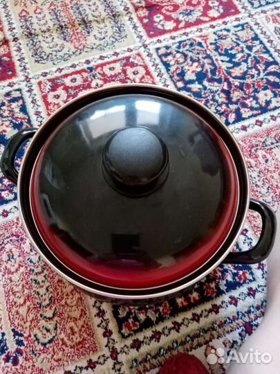 Новая кастрюля 3 л