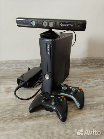 Xbox 360S 500GB +Kinect