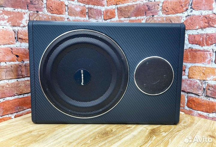 Активный сабвуфер Pioneer под сиденье 2000w