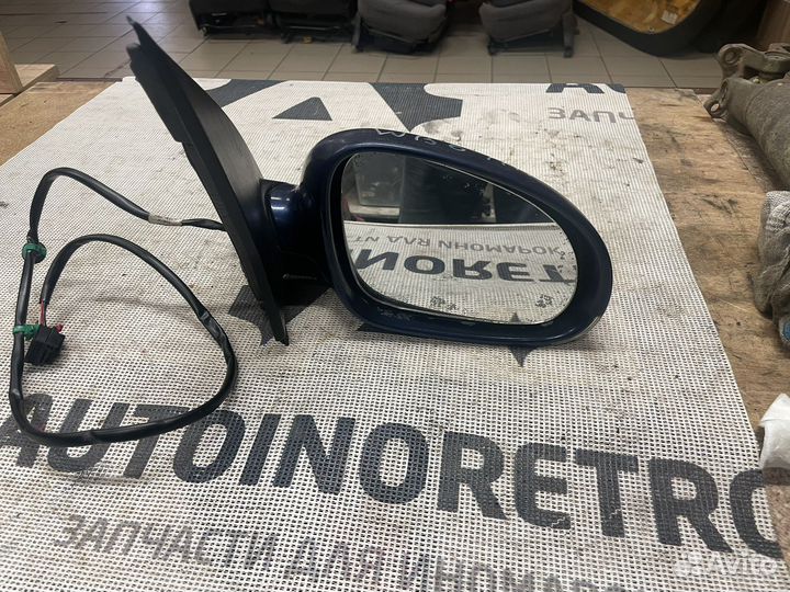 Зеркало правое Volkswagen Passat B6 3C0857934