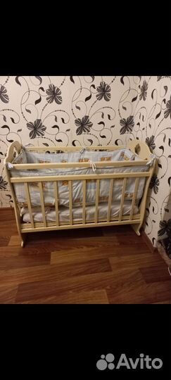 Продам детскую кроватку в хорошем состоянии