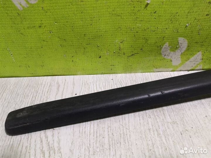 Накладка (кузов внутри) Шкода Октавия А4