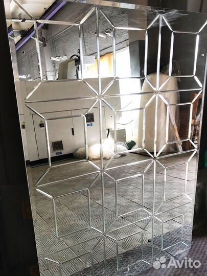 Зеркало на заказ, гравировка, панно, фацет