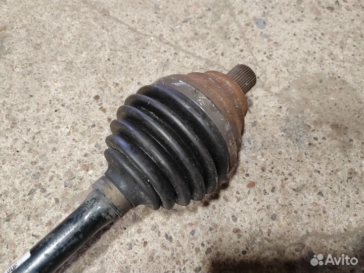 Полуось передняя правая Skoda Karoq 2019