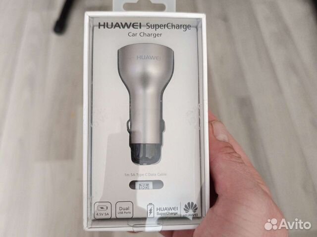Автомобильное зарядное устройство huawei
