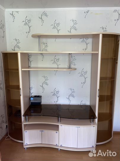 Стенка в гостиную