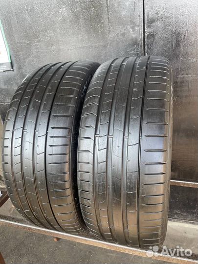 Pirelli P Zero PZ4 225/40 R19