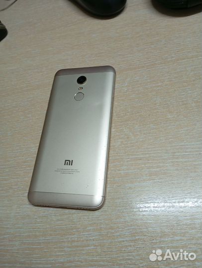 Xiaomi Redmi 5 Plus, 4/64 ГБ
