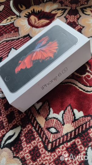 iPhone 6S, 32 ГБ