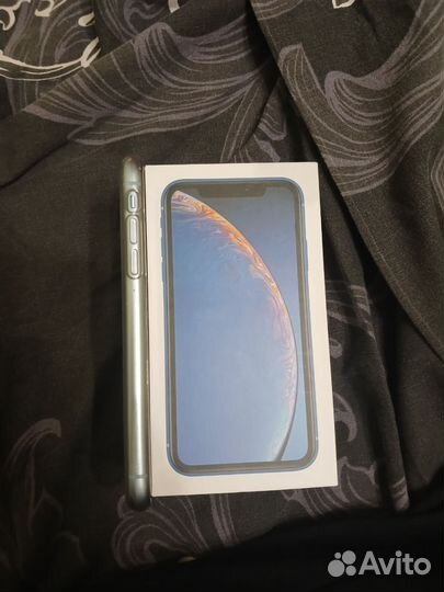 iPhone Xr, 128 ГБ