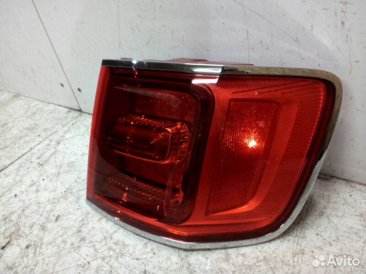 Фонарь правый Bentley Bentayga 2016-2020