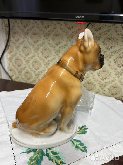 Фарфоровые статуэтки