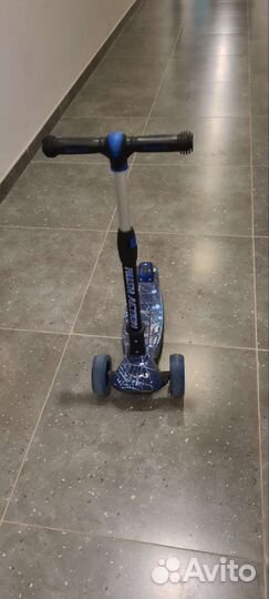 Самокат детский трехколесный