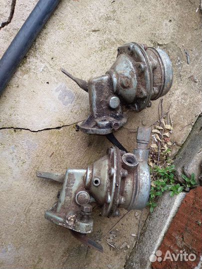 Бензонасос