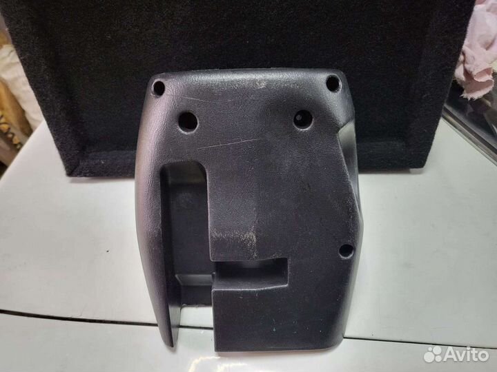 Кожух рулевой колонки Toyota Camry