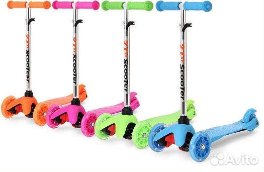 Самокат трехколесный 