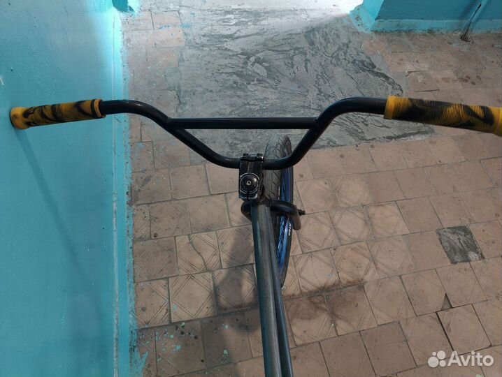 Велосипед BMX
