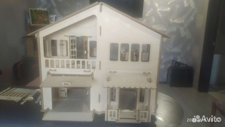 Домик кукольный