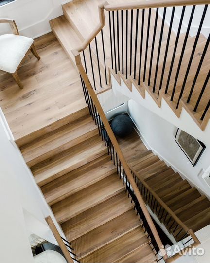 Ступени для лестниц и другие комплектующие О