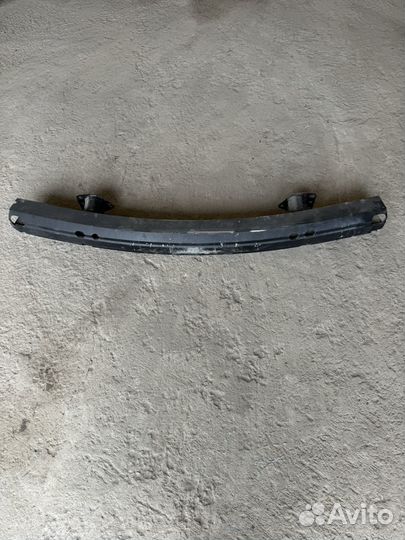 Усилитель бампера тойота тундра