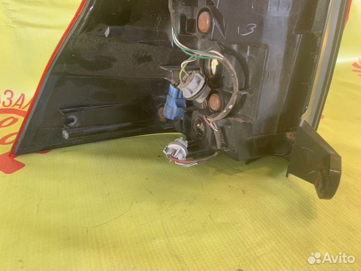 Стоп-сигнал Toyota Land Cruiser Prado