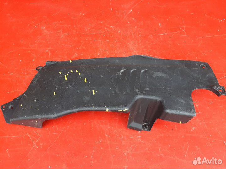 Крышка двс правая Lexus Gs