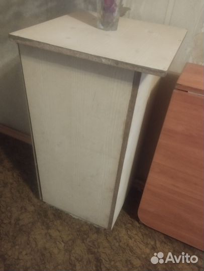 Тумбочка бу для книг, белья