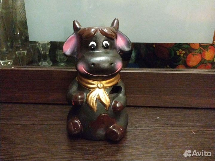 Подсвечники, свечи, аромалампа, статуэтки, копилки