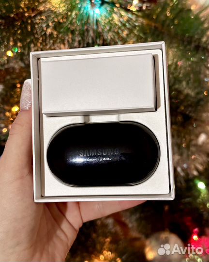 Наушники Samsung Galaxy Buds+