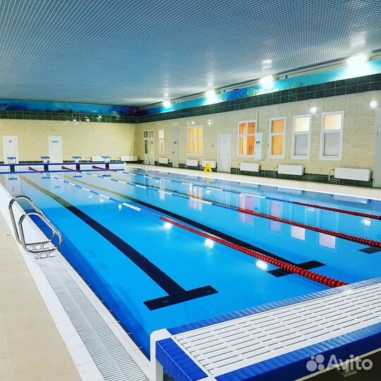 Абонемент в фитнес клуб с бассейном