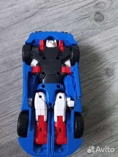 Робот-Тобот трансформер