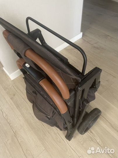 Прогулочная коляска Yoya Plus Max