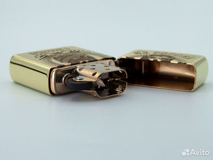 Зажигалка Zippo Armor 