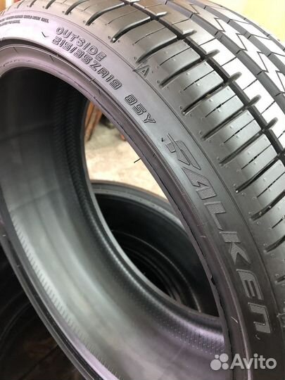 Falken Azenis FK-510 215/35 R19 85Y