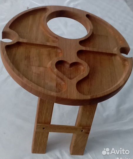 Винный столик из дуба менажница