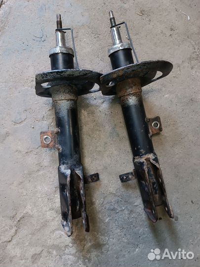 Стойки амортизаторов Dodge Caliber