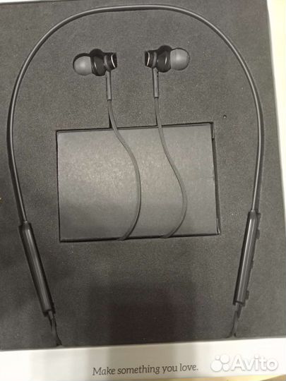 Беспроводные наушники