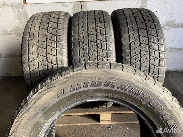 Bridgestone Blizzak DM-V1 285/60 R18