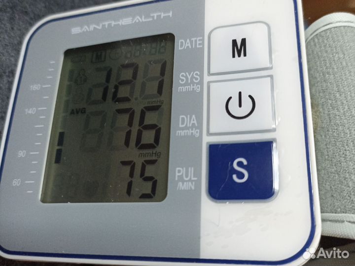 Тонометр автоматический на запястье