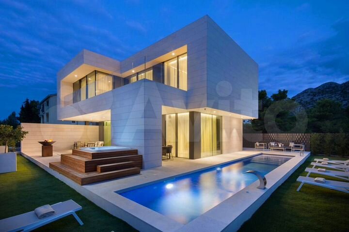 Дом 259 м² на участке 8 сот.