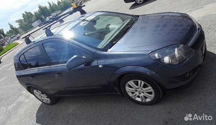 Opel Astra 1.8 МТ, 2010, 166 000 км