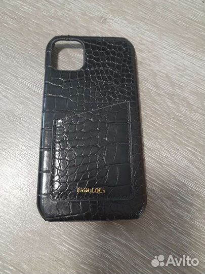 Чехол на iPhone 11