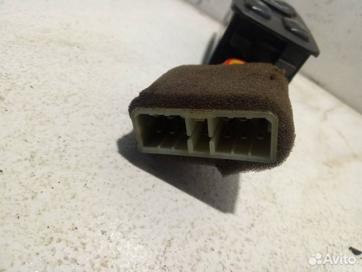 Блок управления стеклоподъемниками Hyundai-Kia