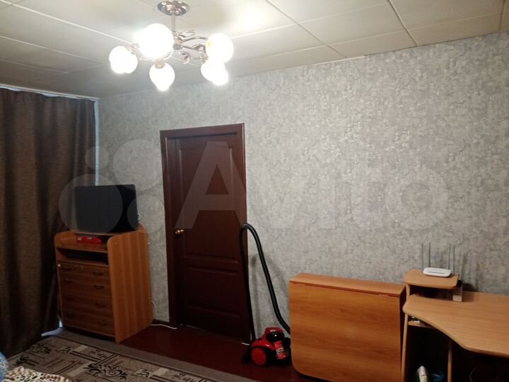 2-к. квартира, 45 м², 3/3 эт.