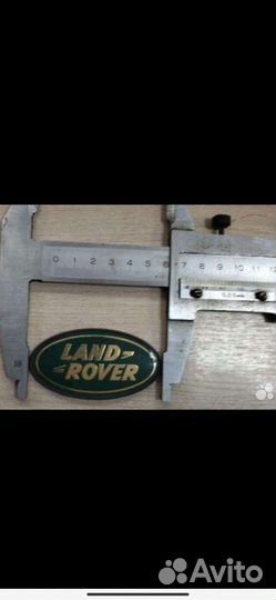 Эмблема Land Rover Freelander